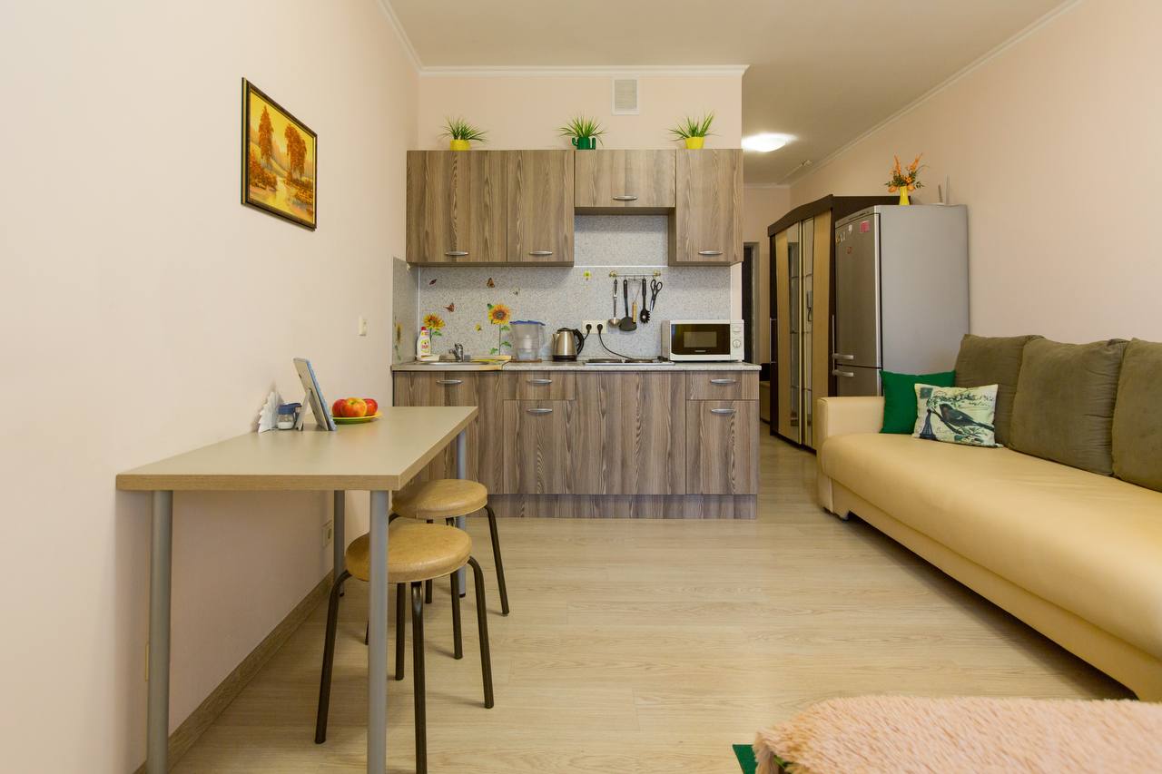 УютHome на Дмитрия Михайлова 1